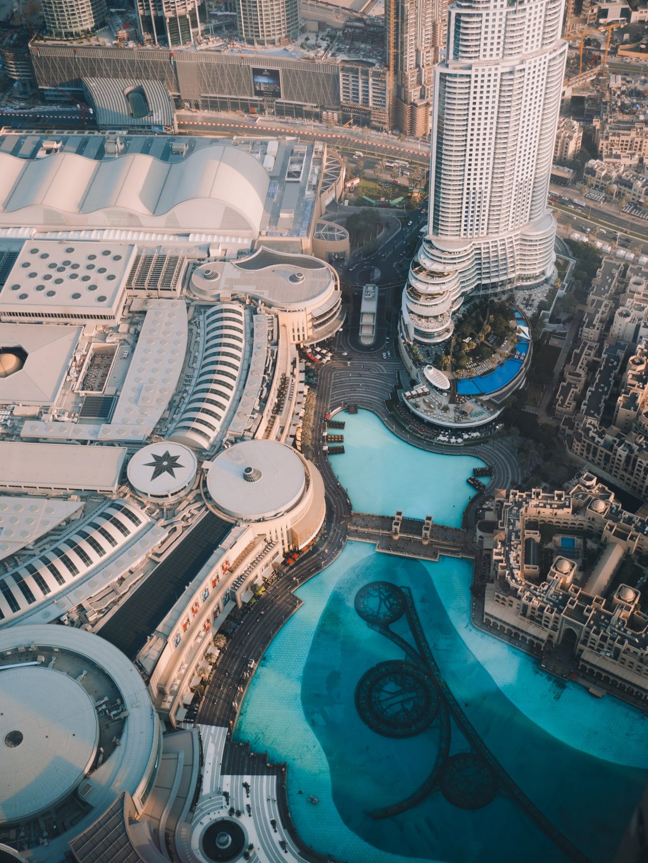 pat-whelen-CX3S069QPno-unsplash_With the pandemic related restrictions beginning to ease down, Dubai's non-oil private sector economy proves its mettle with a better expansion
