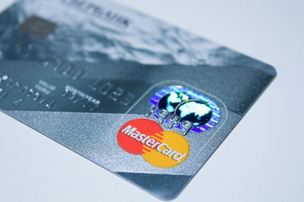 plastic-card-1647376_1280_For having an End-to-End Payments, Mastercard goes for an expansion plan with the Digitalized First Card