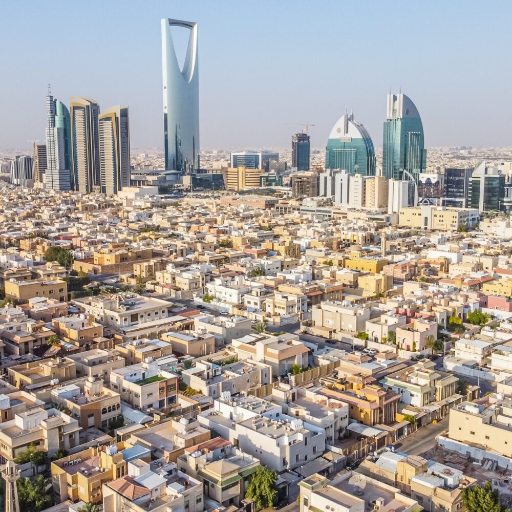 pexels-jad-el-mourad-5892512_pexels_For the Commencement of latest Financing Avenues, Saudi Arabia's Central Bank and Finance regulator back out crowdfunding regulations