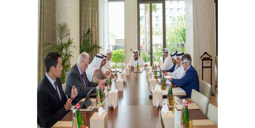 Dubai Supreme Council of Energy reviews DEWAs plan