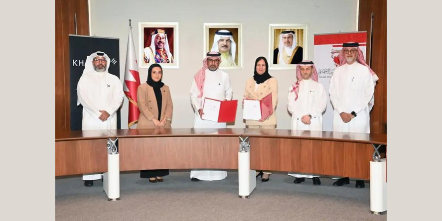 Mr Sattam Sulaiman Algosaibi, Chief Executive Officer of Khaleeji Bank, and Ms Eman Mustafa Al Murbati, Chief Executive Officer of SIO, signed the agreement.