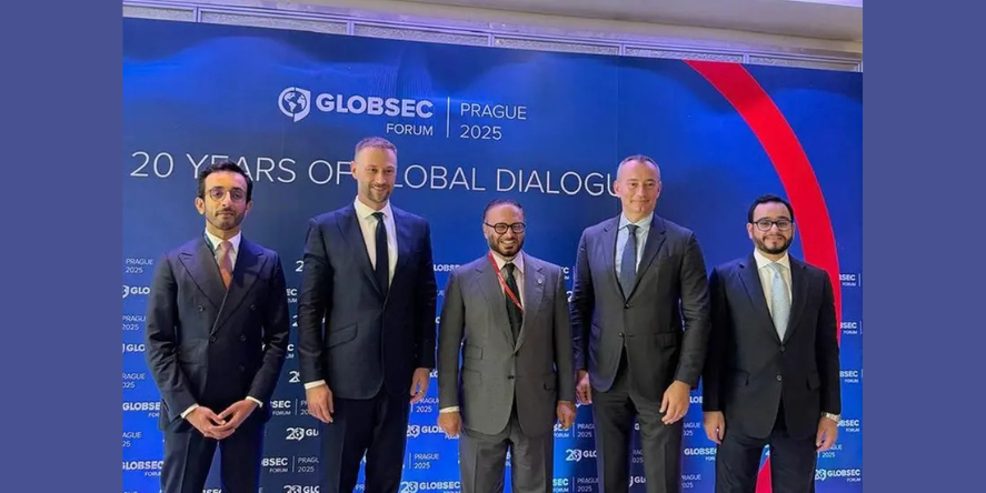 The Anwar Gargash Diplomatic Academy (AGDA), and GLOBSEC forum have formalized a Memorandum of Understanding (MoU). (Image Courtesy: AGDA)