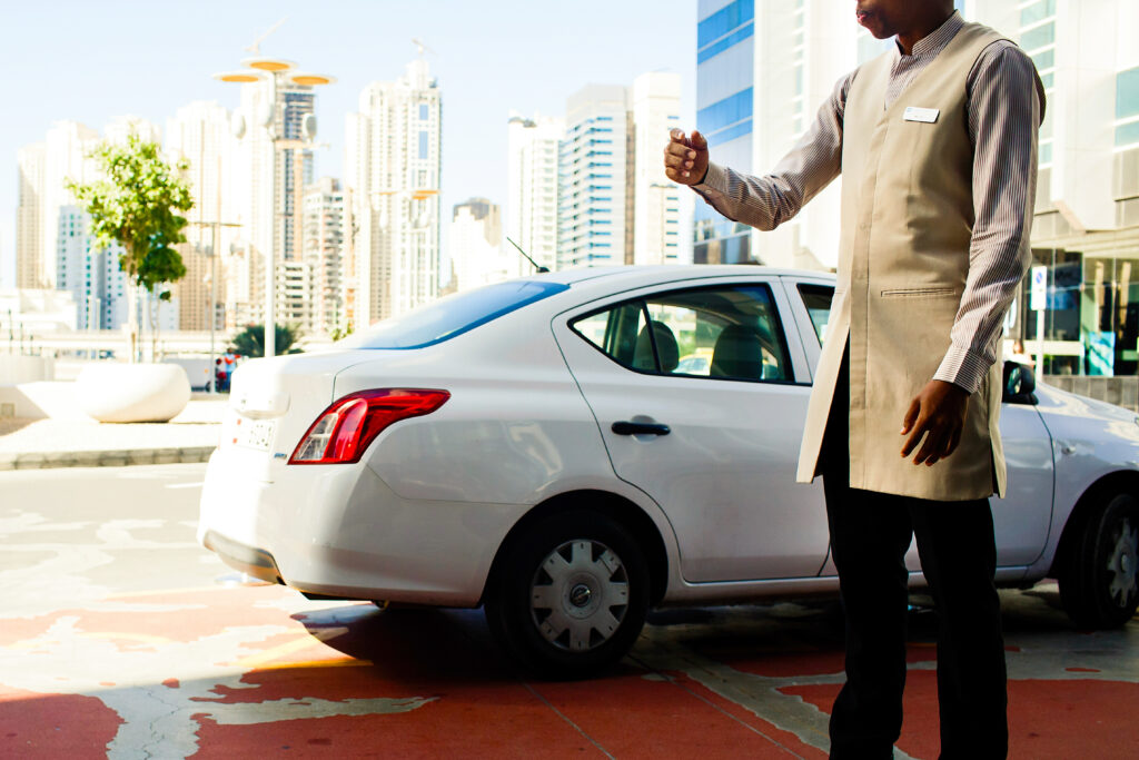 Representational Image of chauffeur cabs service. Image Courtesy: Freepik