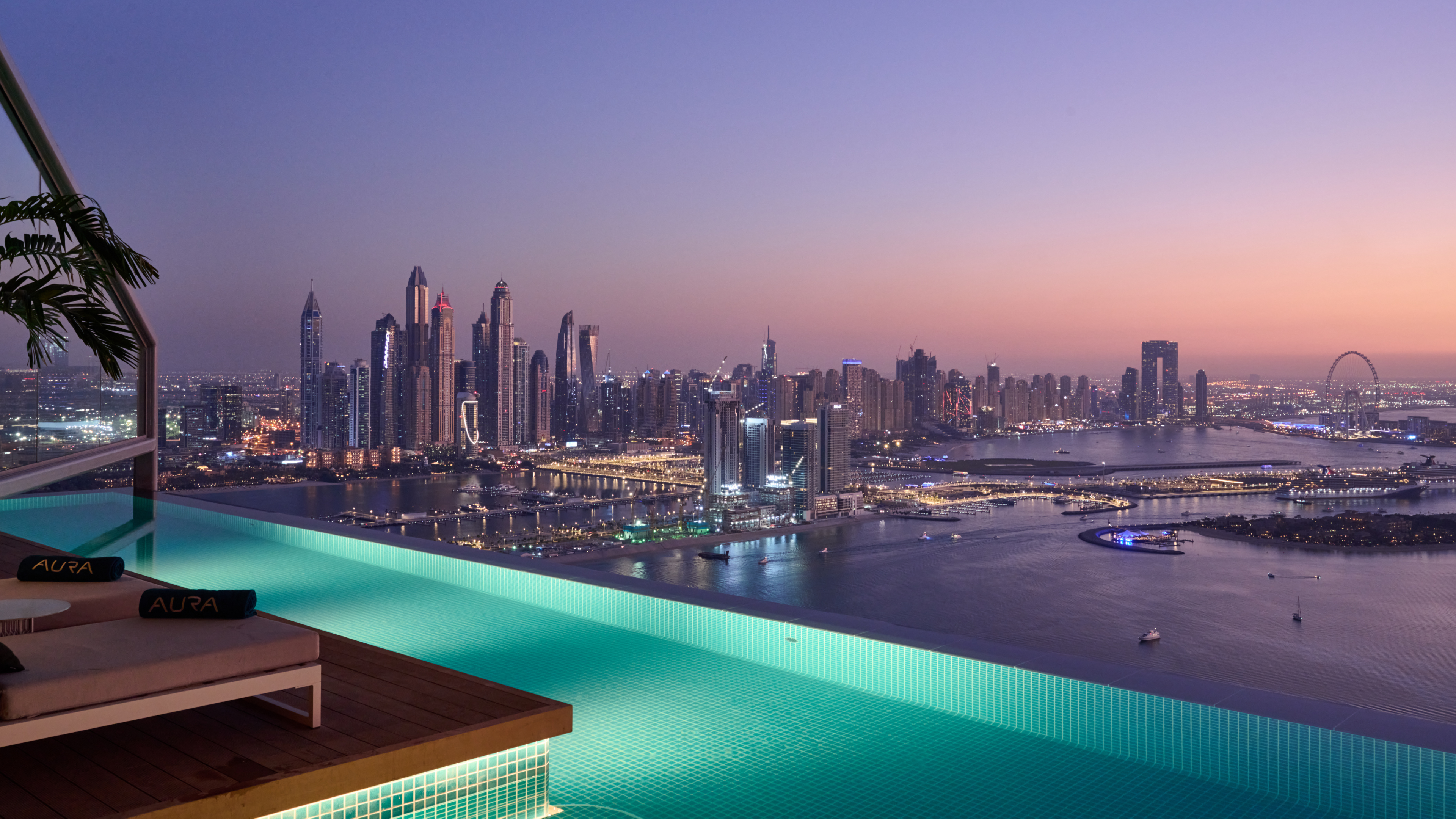 Top Pool View Scenic Beauty. Image courtesy: Aura SkyPool