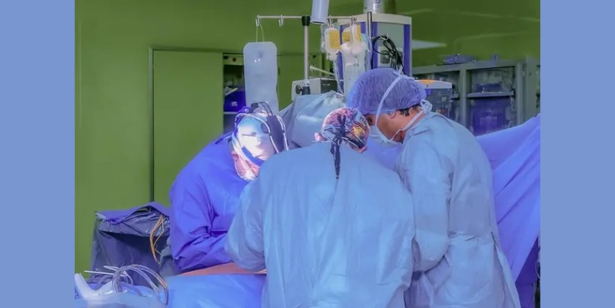 King Faisal Specialist Hospital & Research Centre (KFSH) has performed the world’s first series of single-port robotic liver resections from living donors. Image courtesy: KFSH
