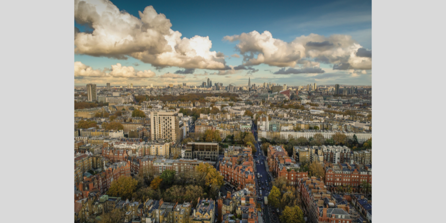 London Neighborhood Aerial View.Image Courtesy-Wirestock from Magnific