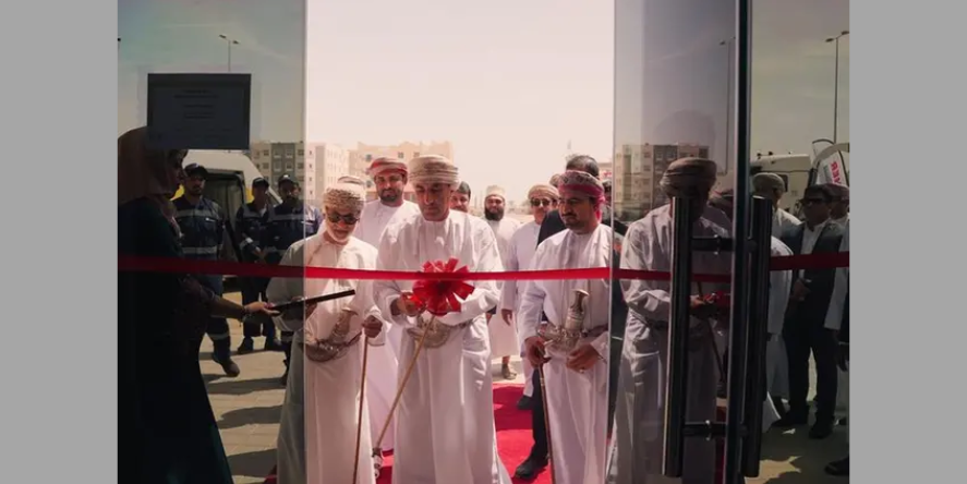 International Heavy Equipment (IHE), in collaboration with Sayarti, inaugurated their new joint branch in Duqm during a ceremony held under the patronage of His Excellency Sheikh Bader bin Nasser Al Farsi, Wali of Duqm. Image courtesy: IHE