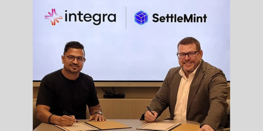 Piyush Gupta, Core Contributor at Integra, and Matthew Van Niekerk, President at SettleMint. Image Courtesy-SettleMint