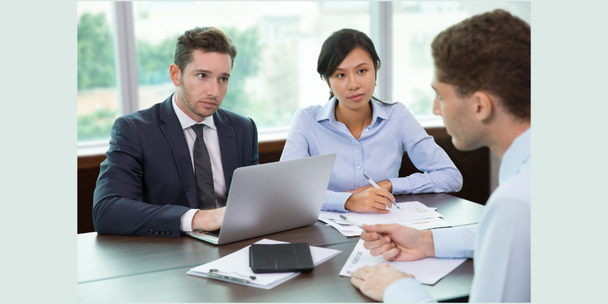 Responding to Worker Complaints About Unfair Treatment at Work (Image Courtesy - katemangostar on Magnific)