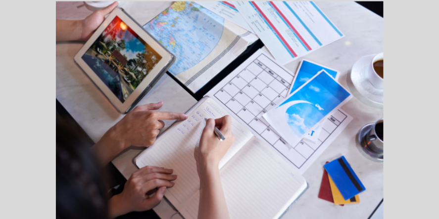 Budget for Field Trips, Fundraisers, and School Events. Image Courtesy-Pressfoto by Magnific