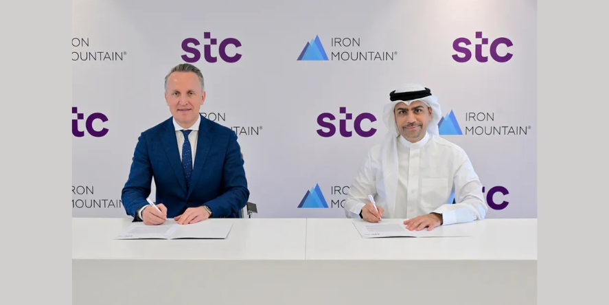 Hisham Mustafa, Chief Business and Wholesale Officer at stc Bahrain, and Mohammad Alsaleh, Commercial Manager Bahrain at Iron Mountain. Image Courtesy: stc Bahrain