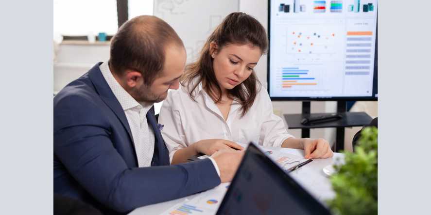 Optimizing Employee Expense Management and Reimbursement Systems (Image Courtesy: DC Studio on Magnific)