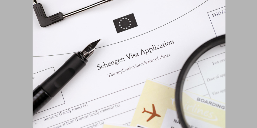 Schengen Visa. Image Courtesy- Mehaniq From Magnific